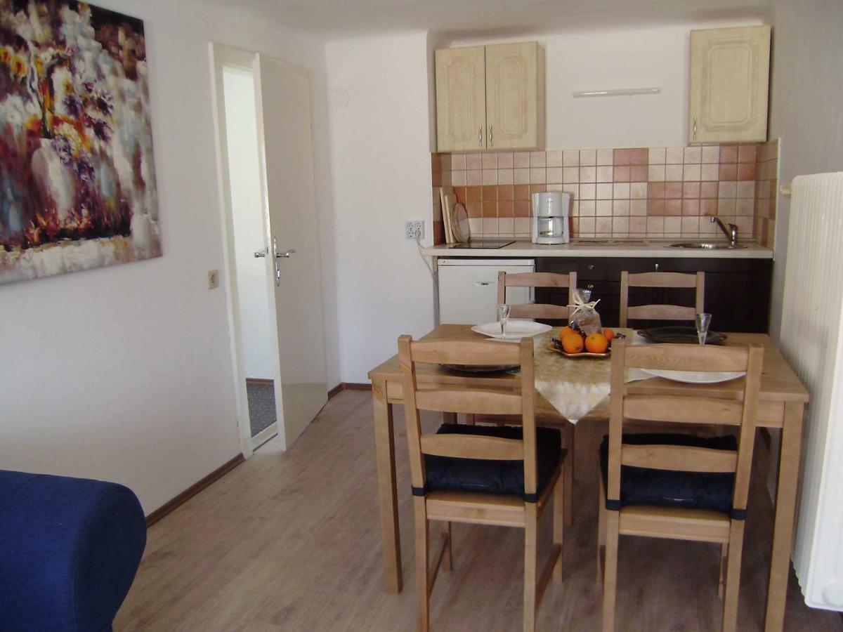 Cafe Vielharmonie Apart-Pension Maria Lankowitz Екстериор снимка